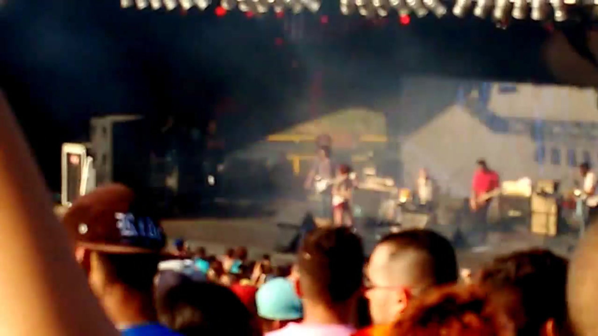 Pitty - Máscaras ao vivo em Santo André 2015